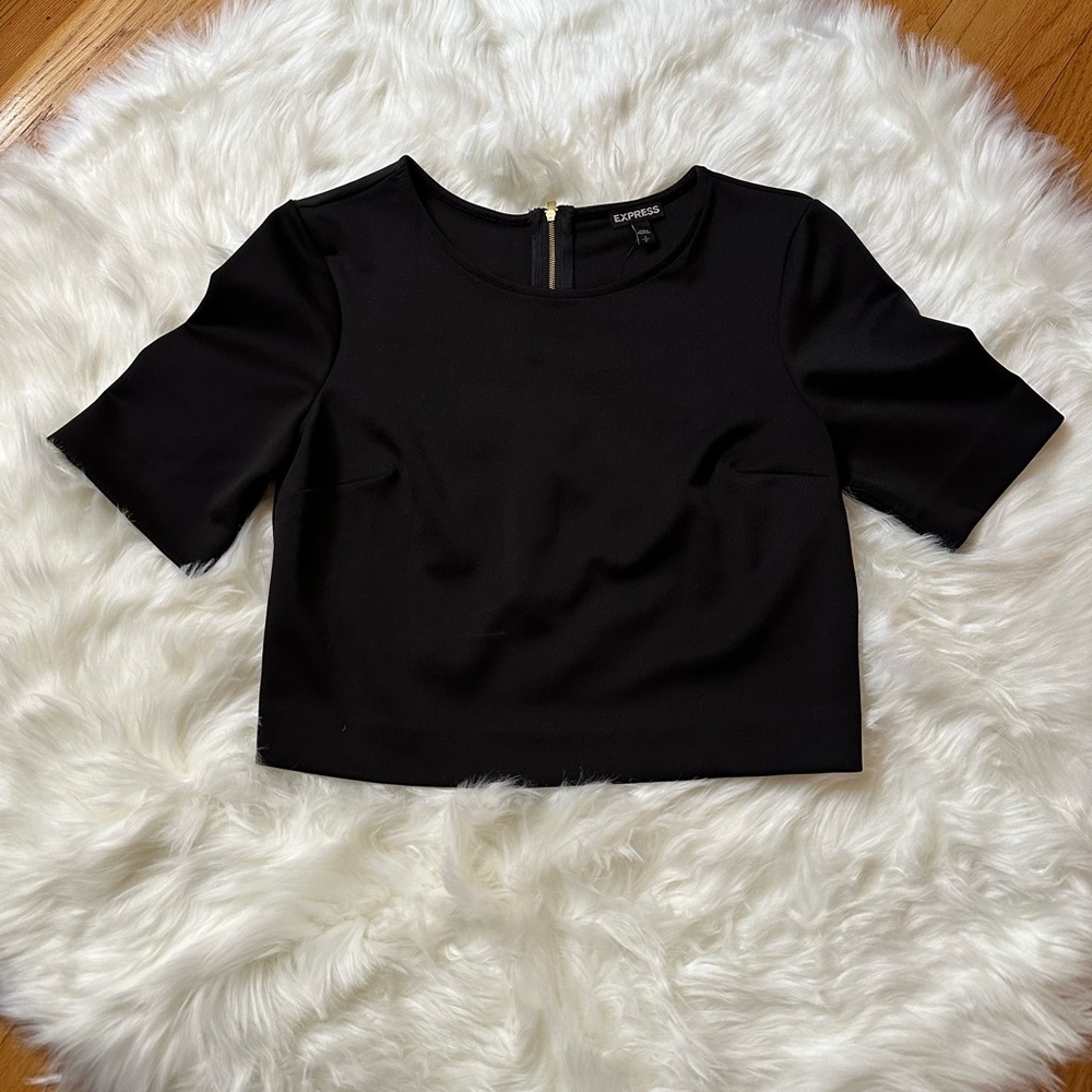 express black crop top